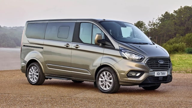 Noleggio furgoni elettrici Ford Tourneo